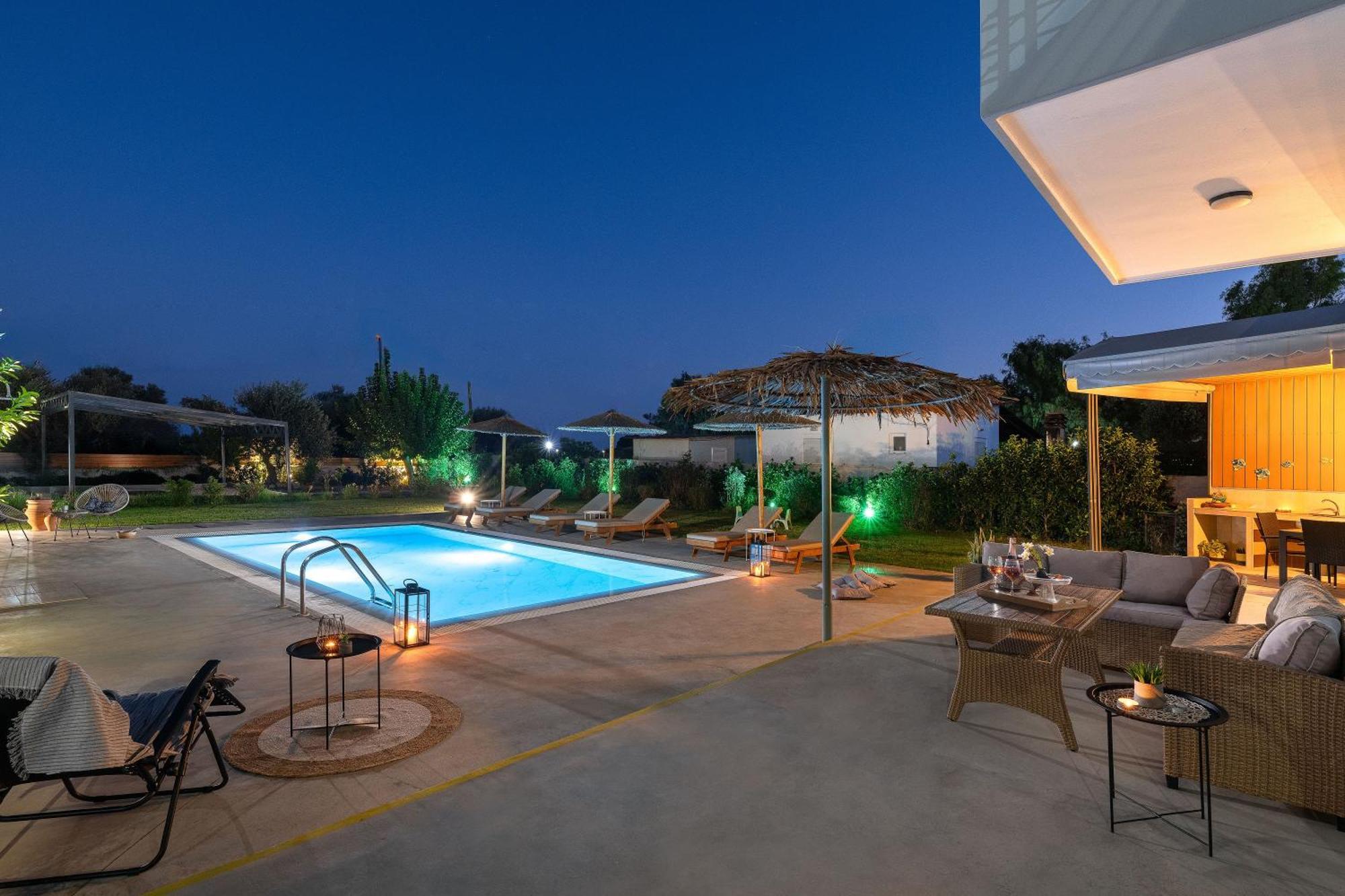 Ethria Pool Villa With Heated Jacuzzi アファンドウ エクステリア 写真